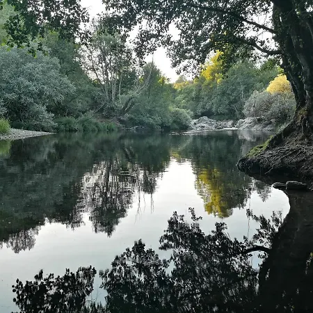 La Nueva Escuela Σαλέ La Omañuela