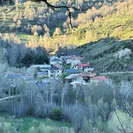La Nueva Escuela La Omañuela