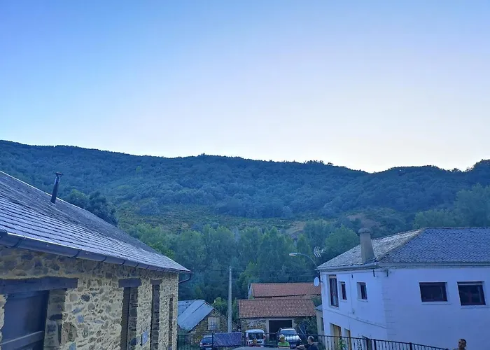 木屋 La Nueva Escuela